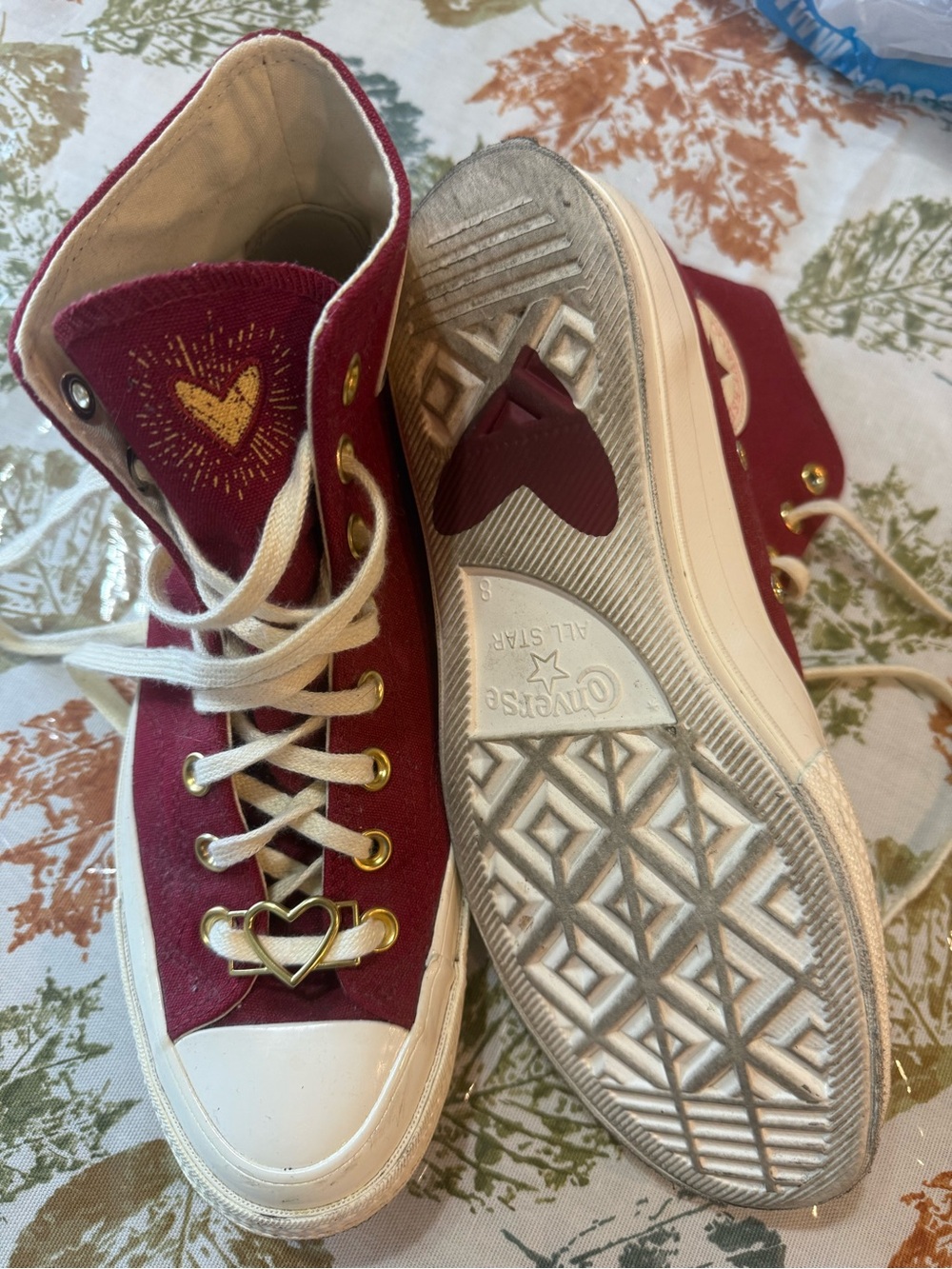 W 10 Converse Women’s High Top Canvas Sneakers in Burgundy with Heart Detail